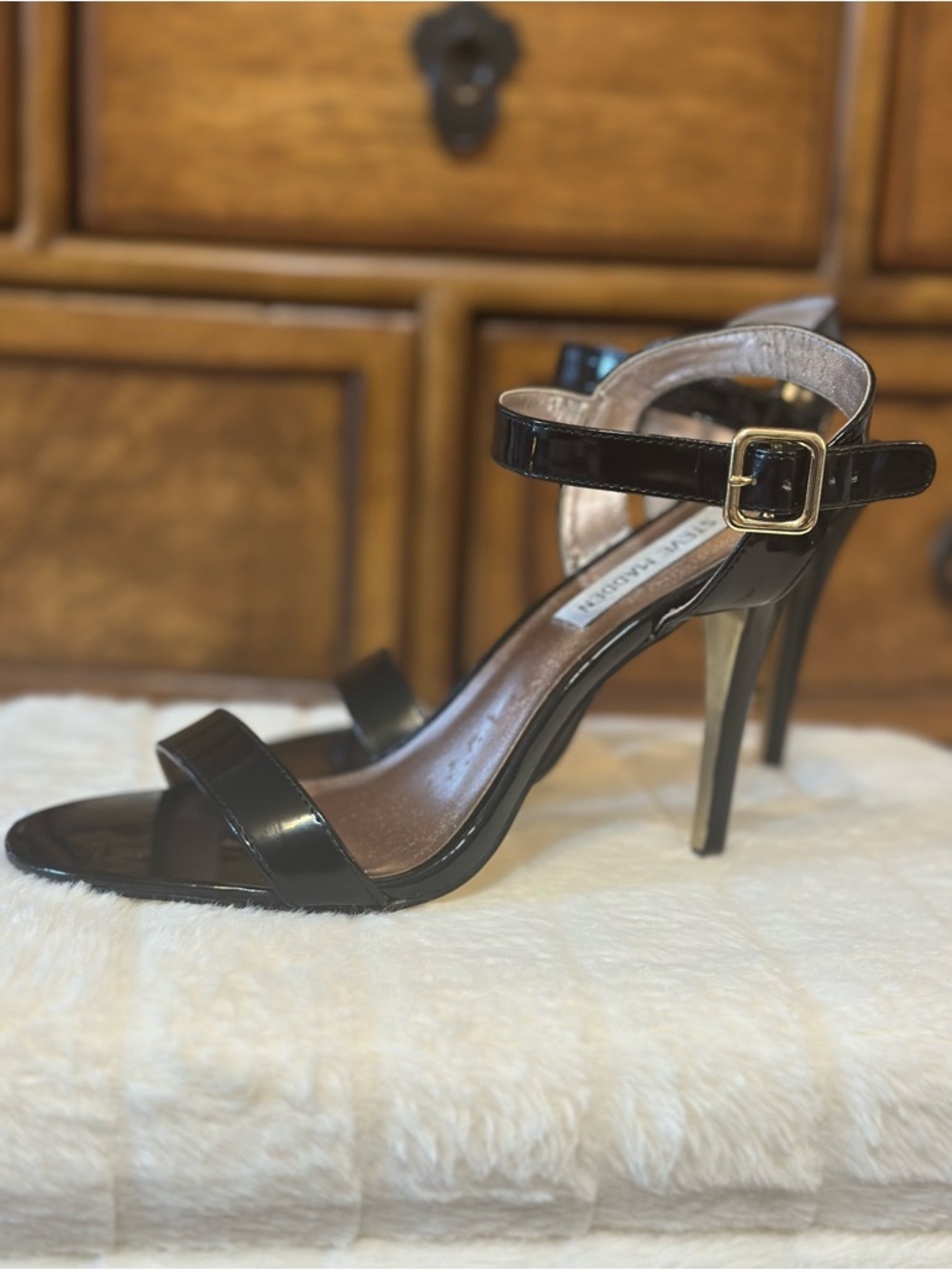 Steve Madden Daarlah Black Patent Ankle Strap Stiletto Heels Size 8.5 - Picture 7 of 13